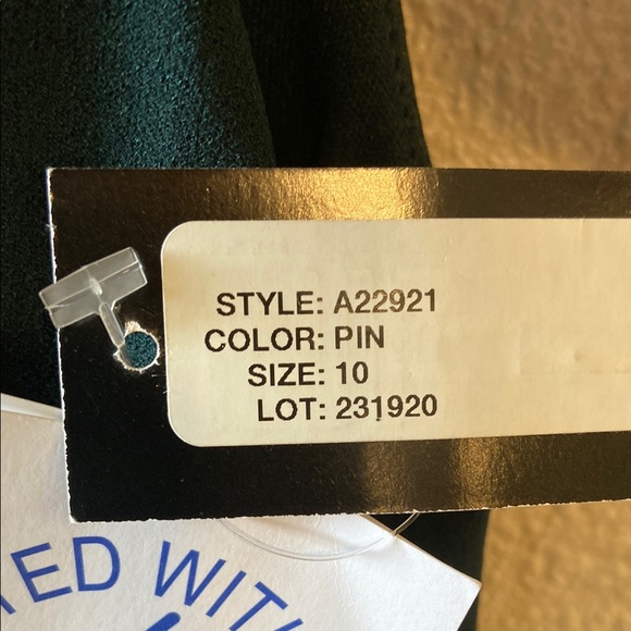 Betsy & Adam Green Ruffled Sleeveless Maxi Dress - Picture 5 of 6